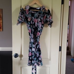 Floral dress with tie